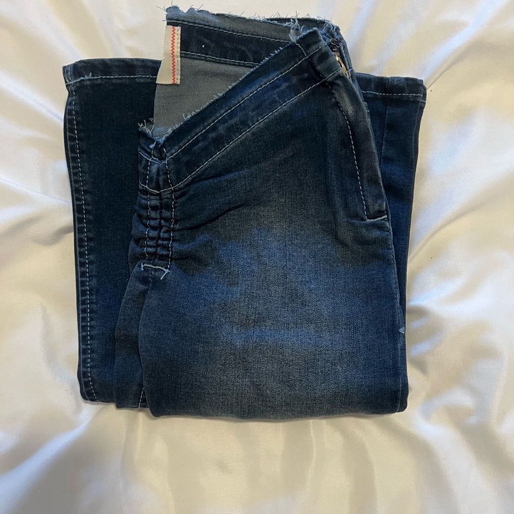 BDG V Waist Flare Jeans in Size 24